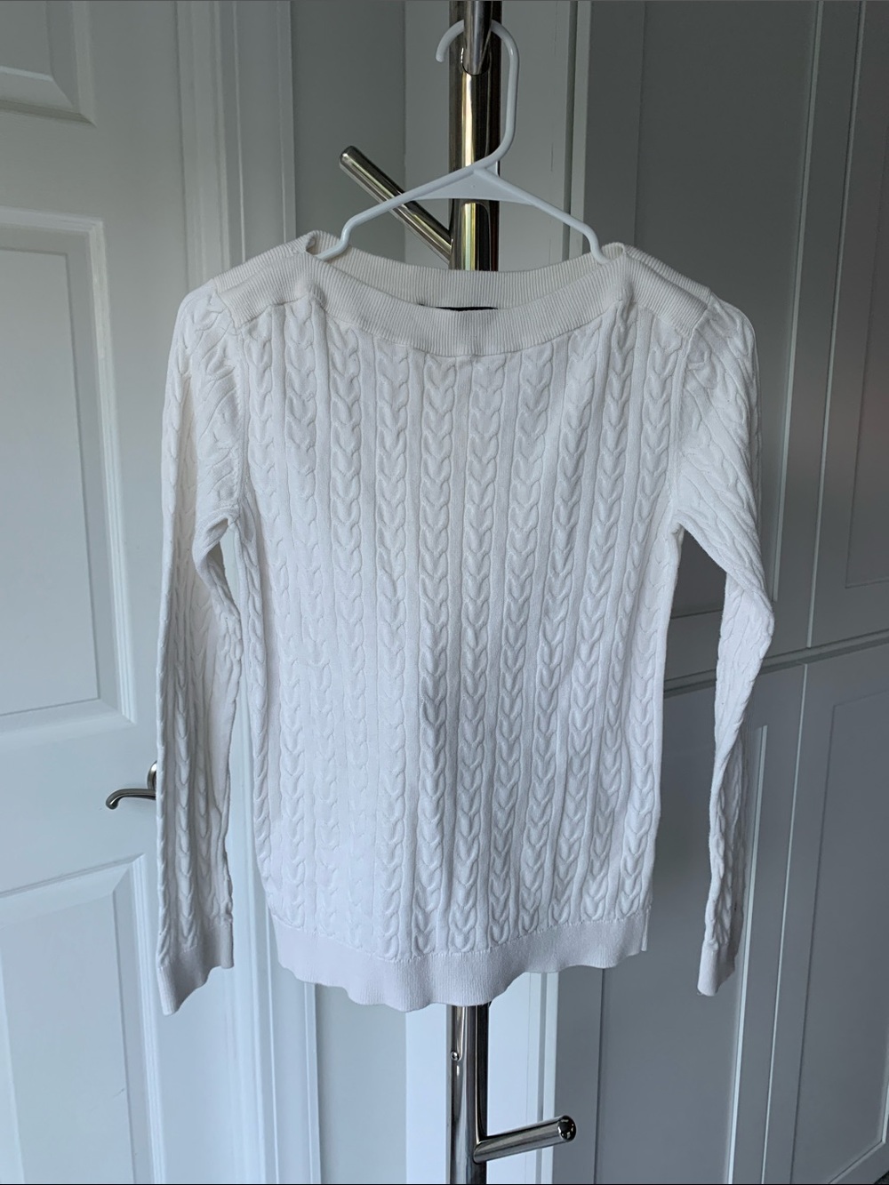 Tommy Hilfiger women’s sweater, size S.